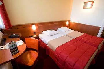 Brit Soretel - Bordeaux Szálloda 3*